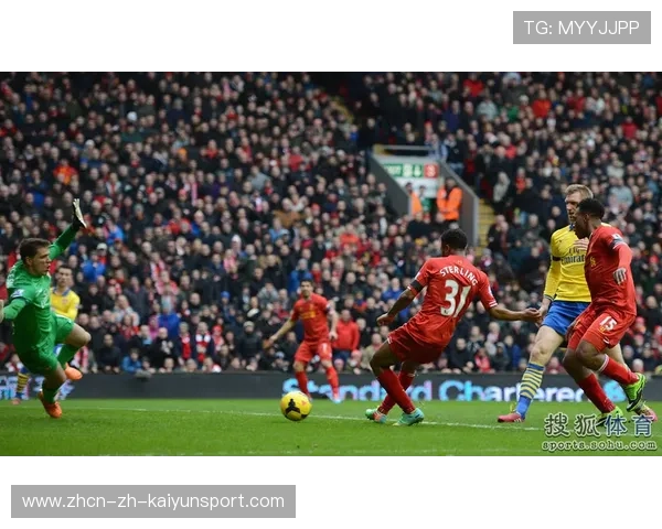 约克雷斯阿森纳首秀破门，禁区内接萨卡传中抢点垫射入网